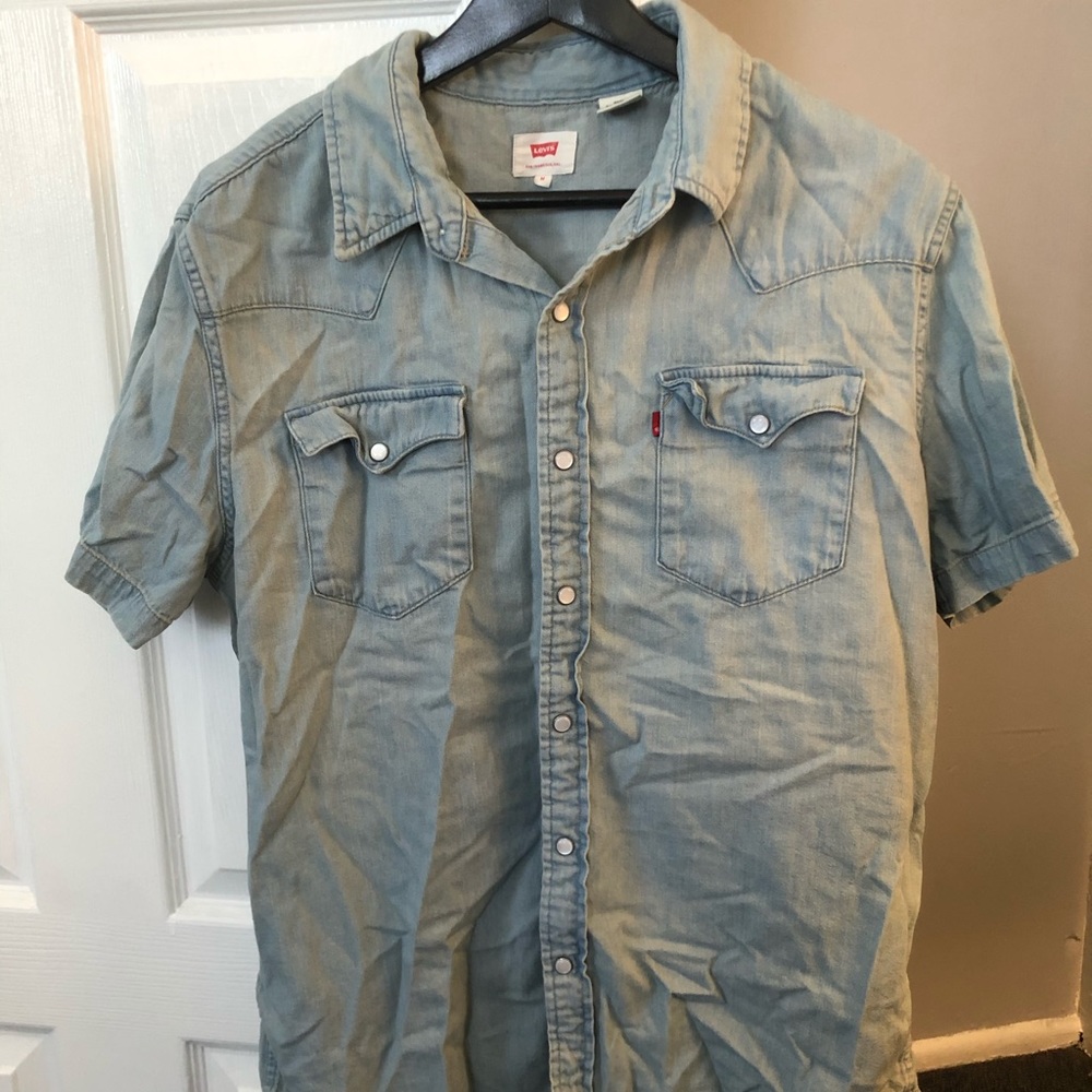 Levi’s denim button down shirt